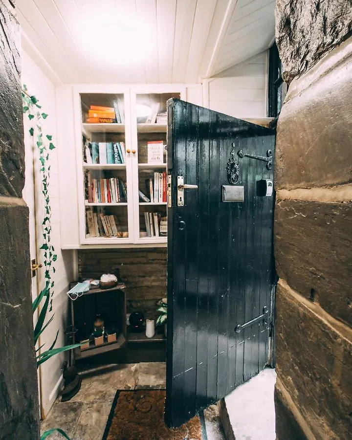 The Rookery Nook And Bronte Parsonage - Haworth Apartment